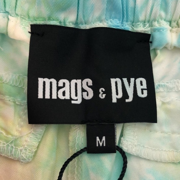 Mags & Pye Cloud Tie Dye Boxer Short Size Medium - Picture 5 of 9